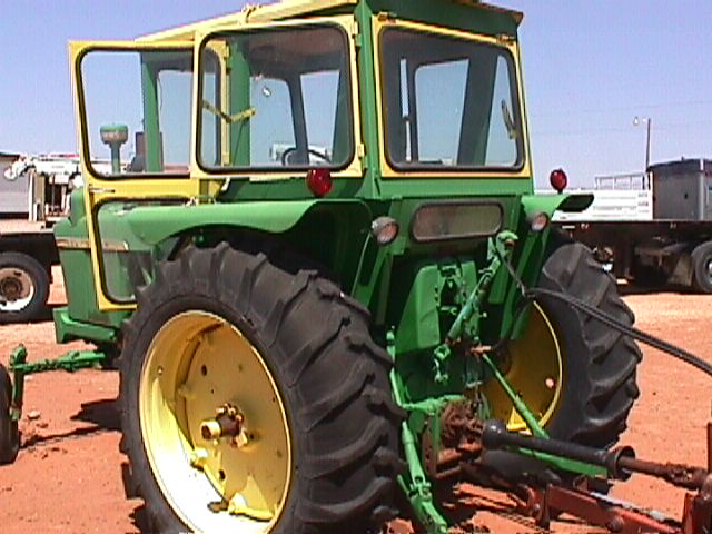 johndeere4010.jpg